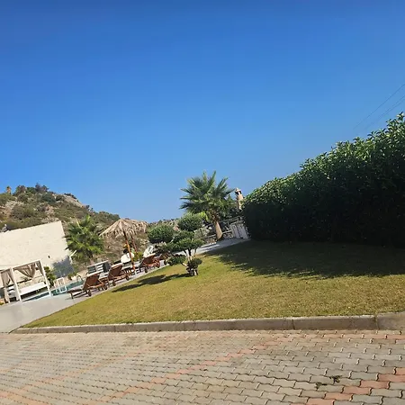 Petros * Malia (Crete)